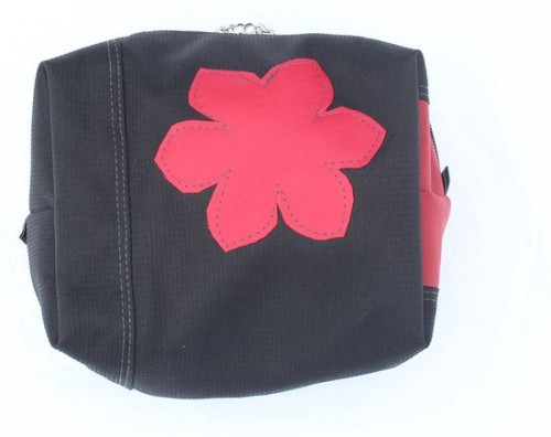 Recycle accessories bag - red flower